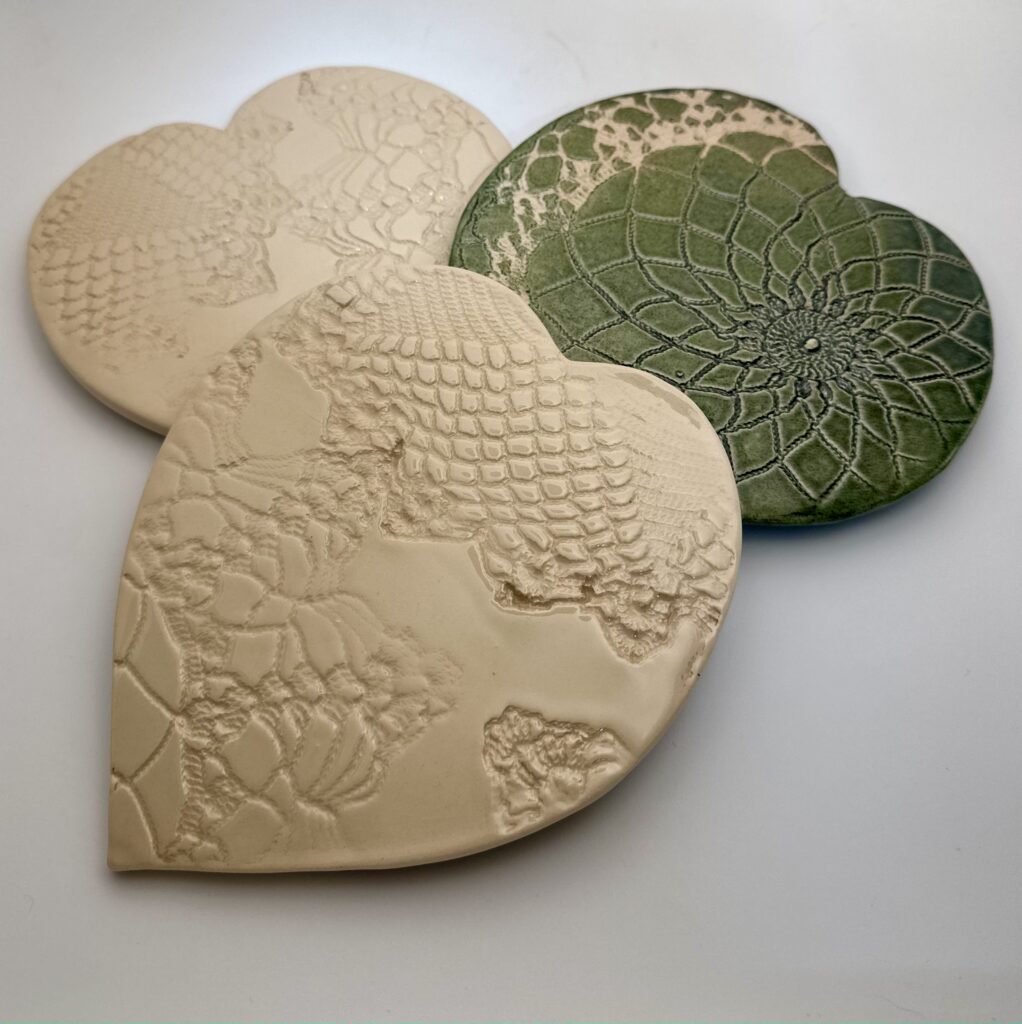 Dessous de plat en céramique — Forme cœur & texture textile