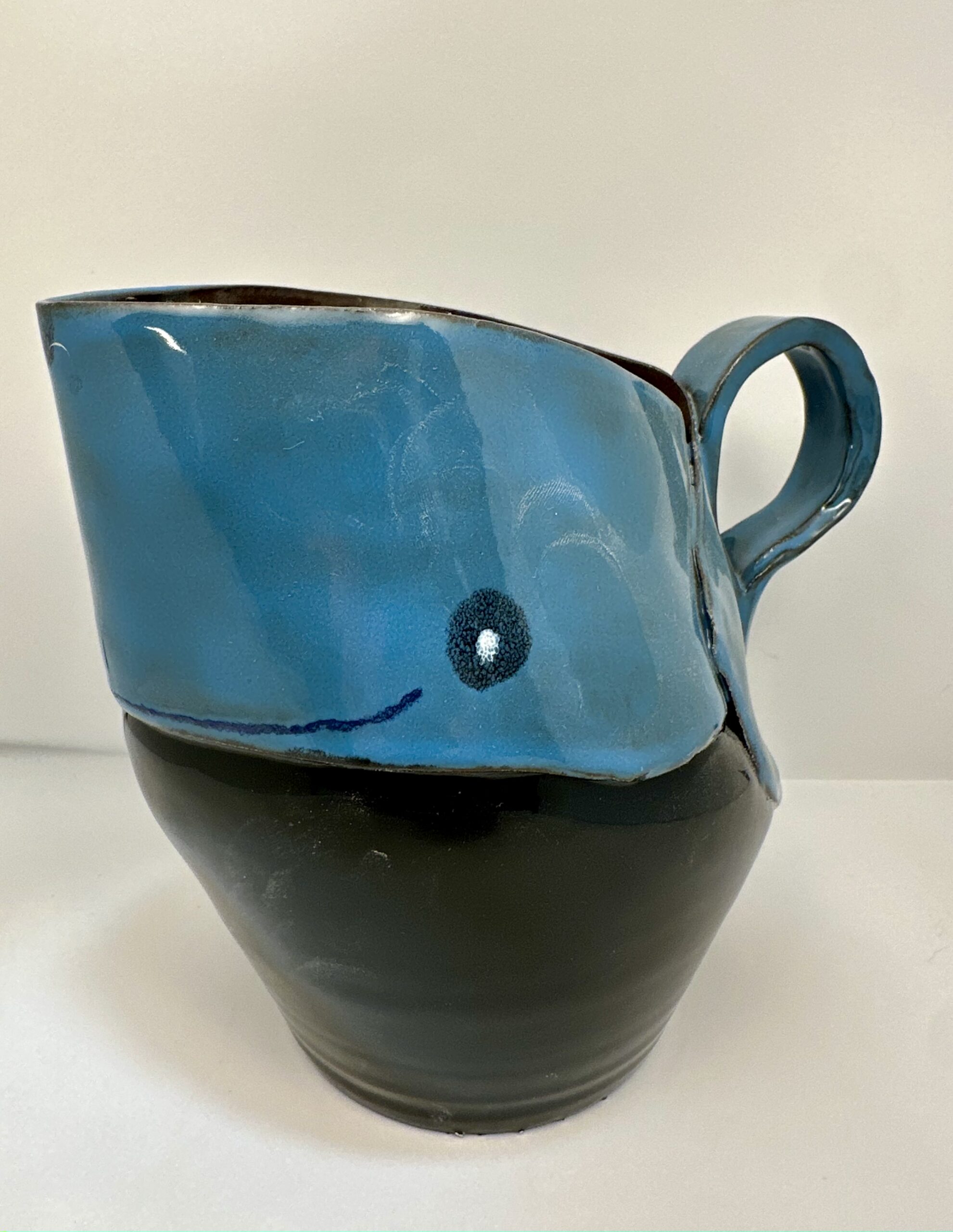 Carafe en grès — Forme baleine